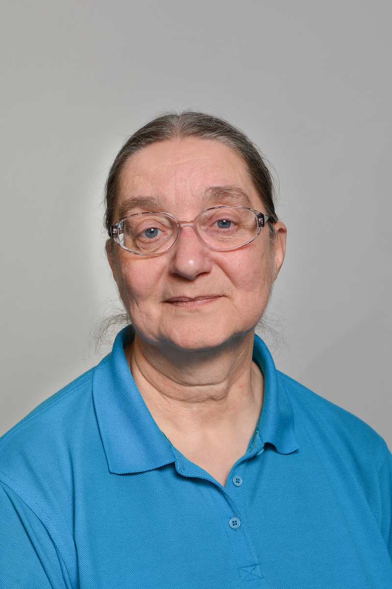 Tamara Gryszel-Fieldsend : Dyrektor Szkoły / Nauczyciel